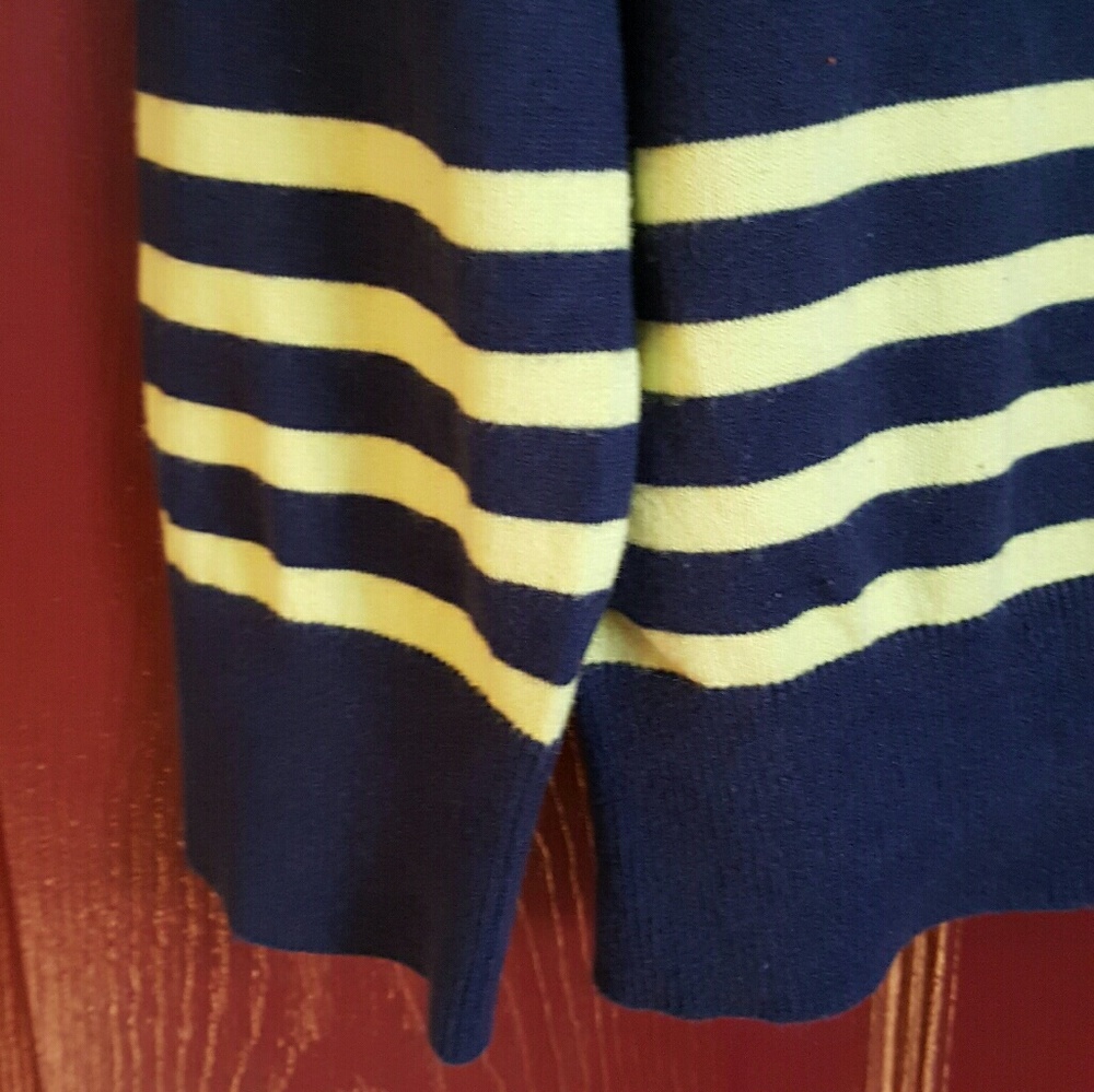 Cardigan - Picture 4 of 4